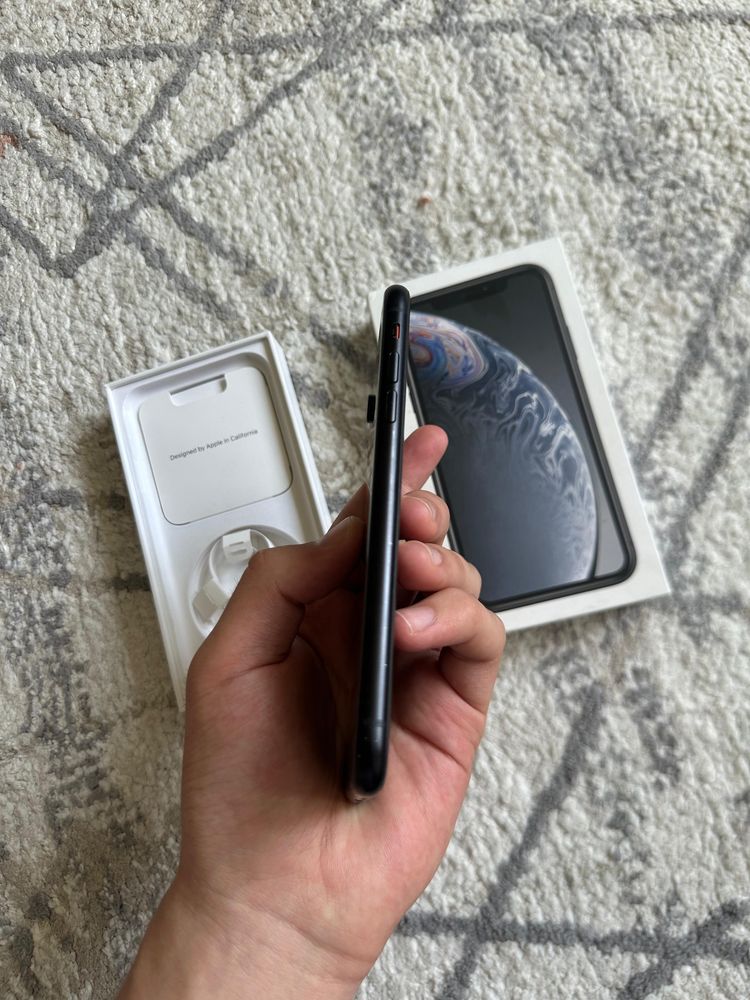 iPhone Xr 64гб 77%
