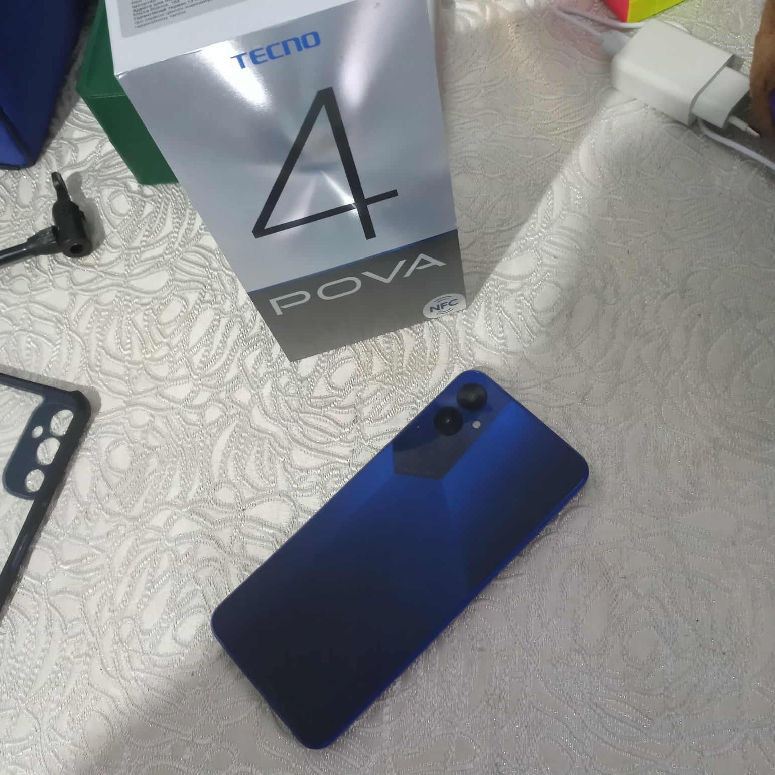 Продаю Tecno Pova 4 (б/у) – мощный игровой смартфон