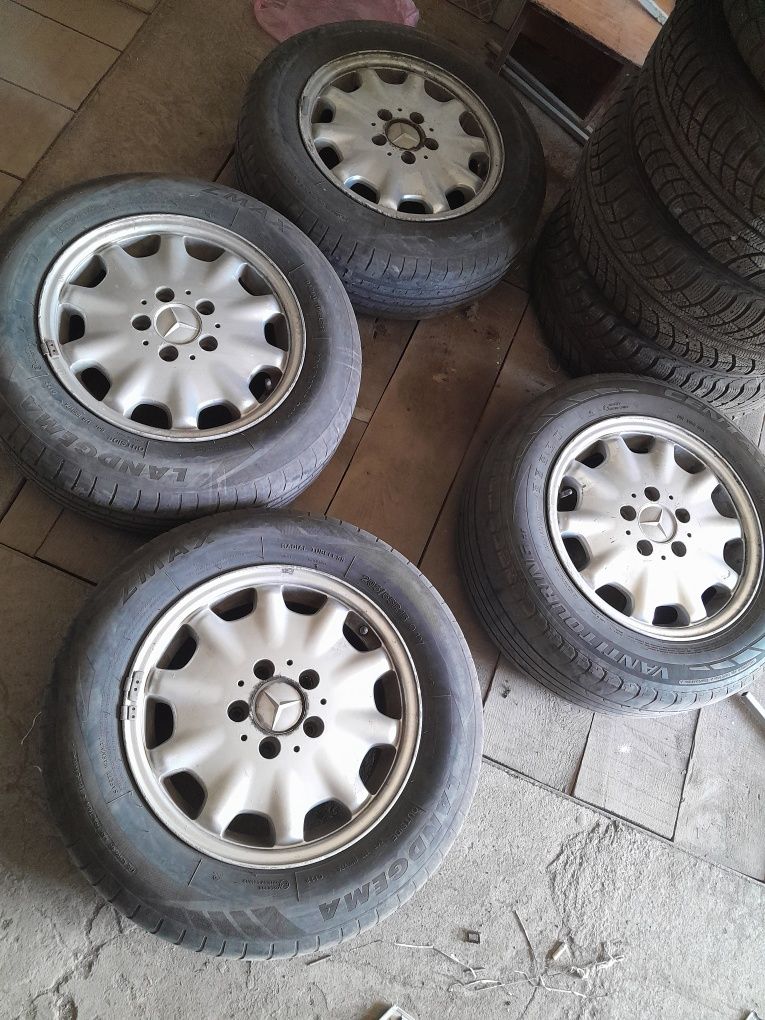 Продам 3 комплекта дисков с резиной