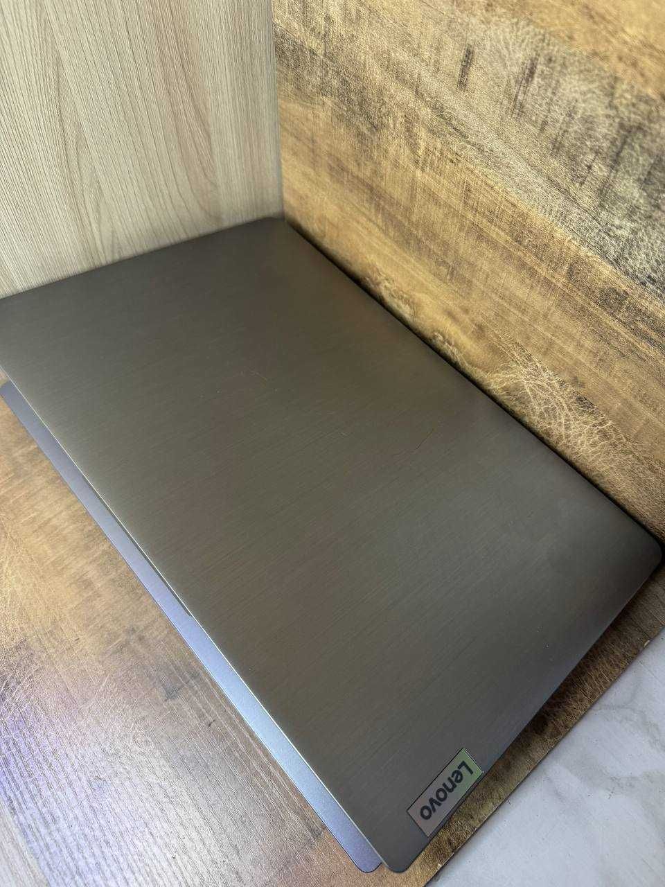 Ноутбук  Lenovo core i3-12 "Ломбард Лидер"РАССРОЧКА ДО МЕСЯЦЕВ!