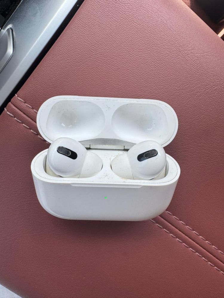 AirPods pro кейс и наушники отдельно