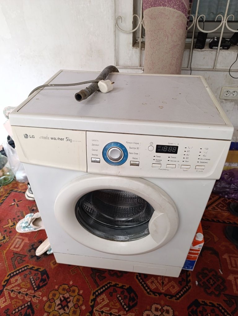 Продам стиральную машину