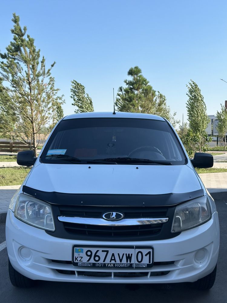 Лада Гранта 2014год