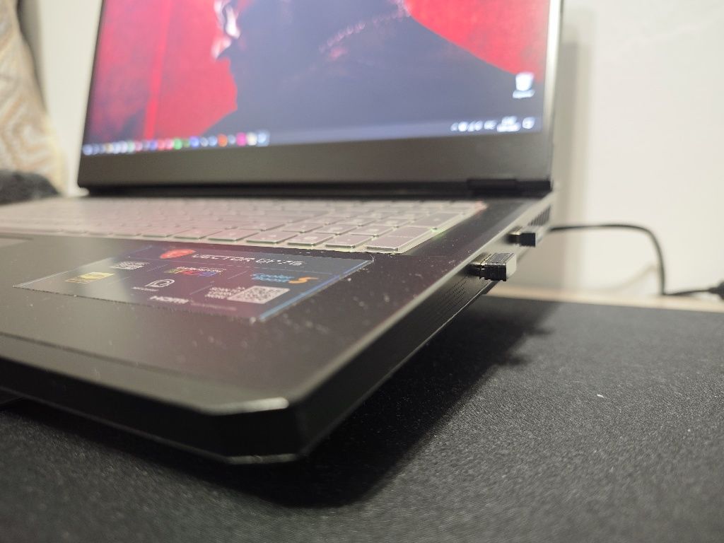 Продам игровой ноктбук MSI Vector GP76 core i7 12700H, rtx 3070TI