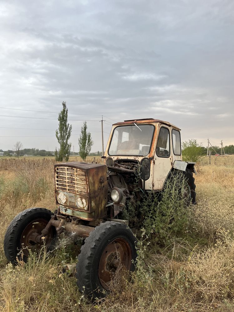 Продается трактор