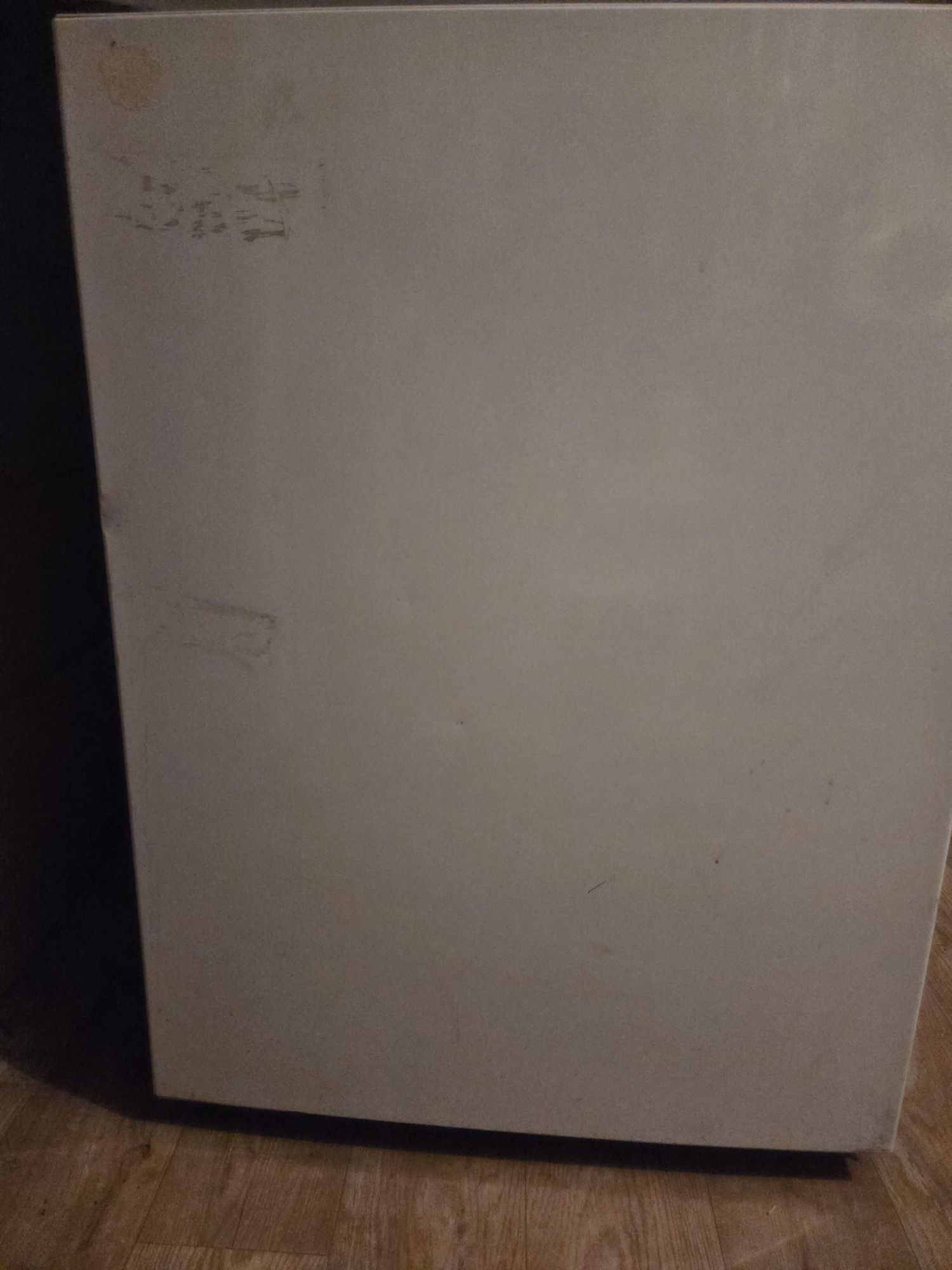 Продаю холодильник beko не в рабочем состоянии