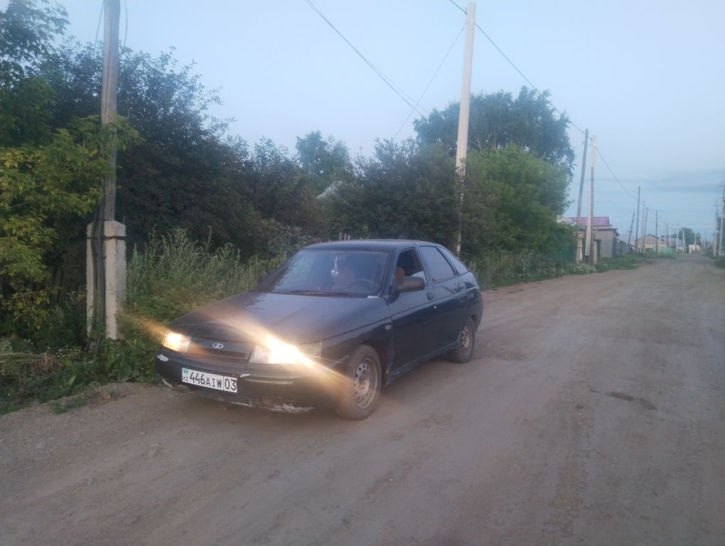 Продам 2112 и примьера п10