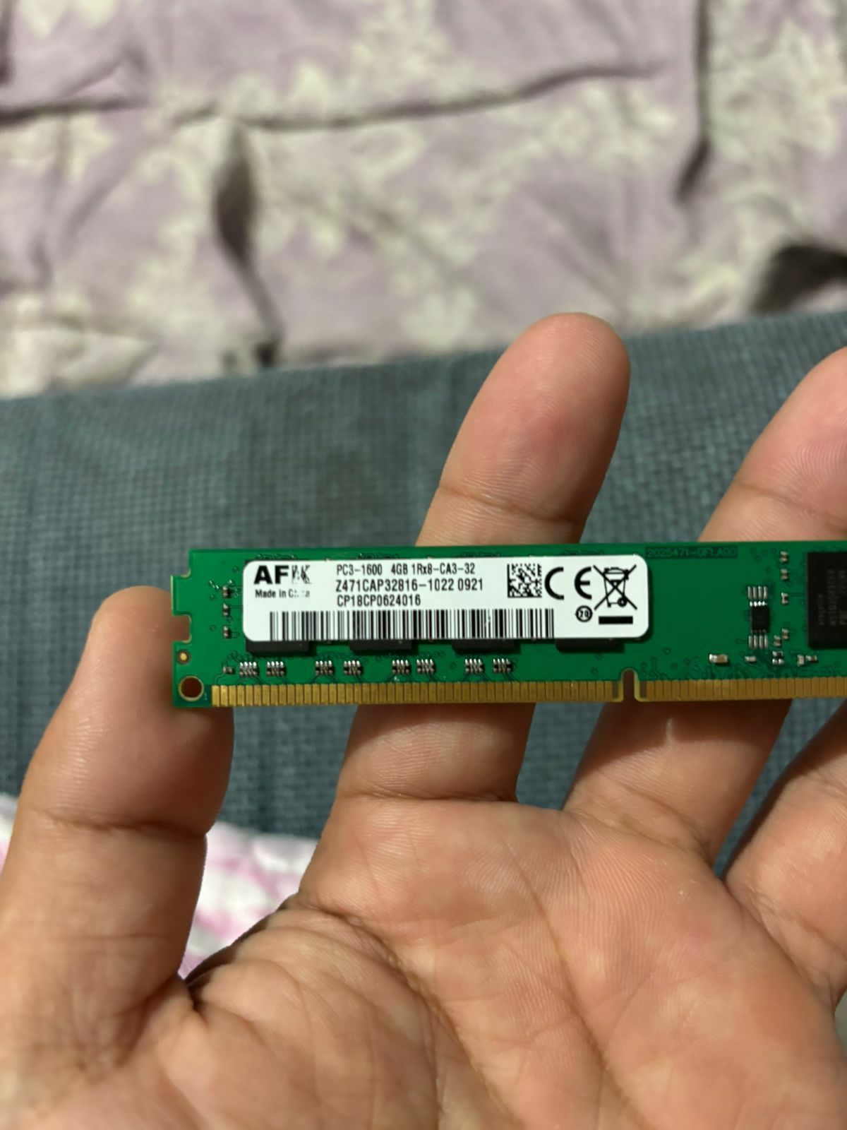 Продам оперативки память на компьютер DDR3 4 GB