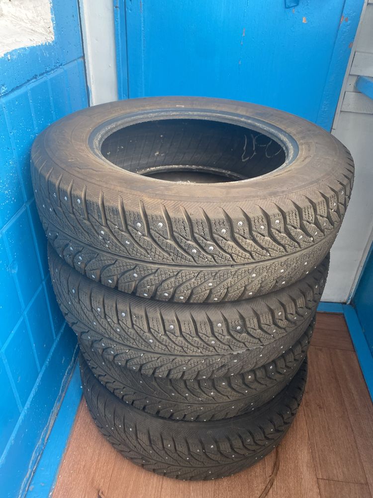 Зимние шины 195/65 15