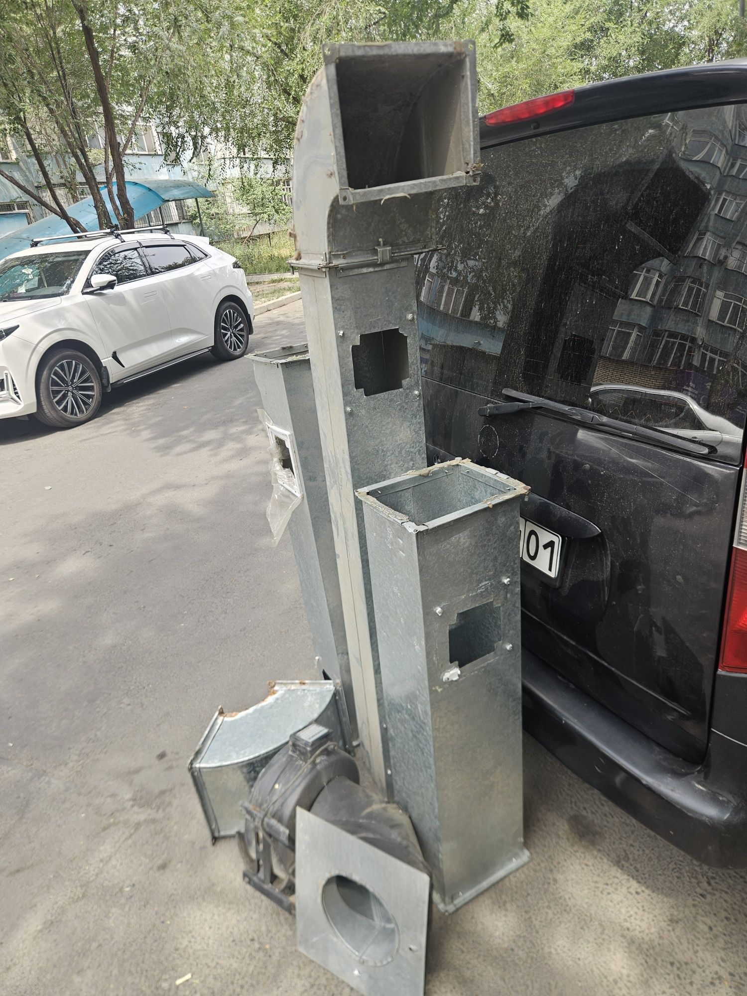 Вытяжка улитка б/у