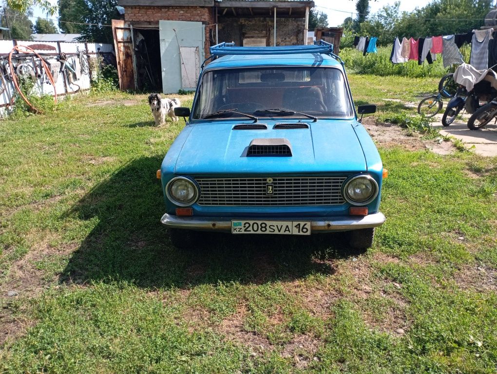 Продам машину на ходу