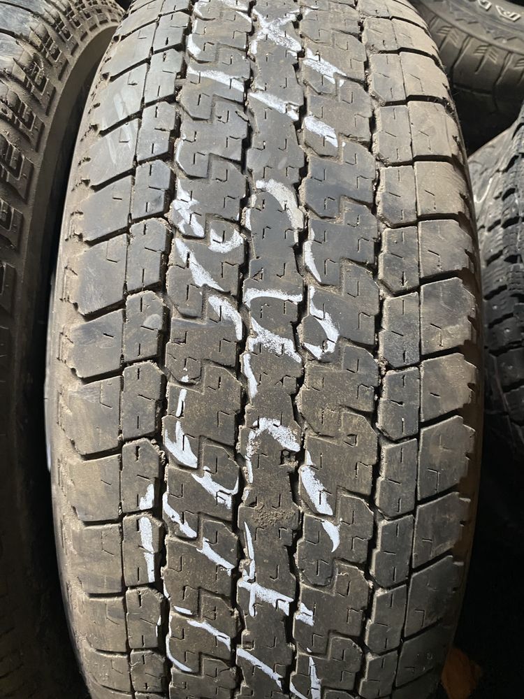 Автошины на 17. 275/65 2 шт по 2 шт в нал