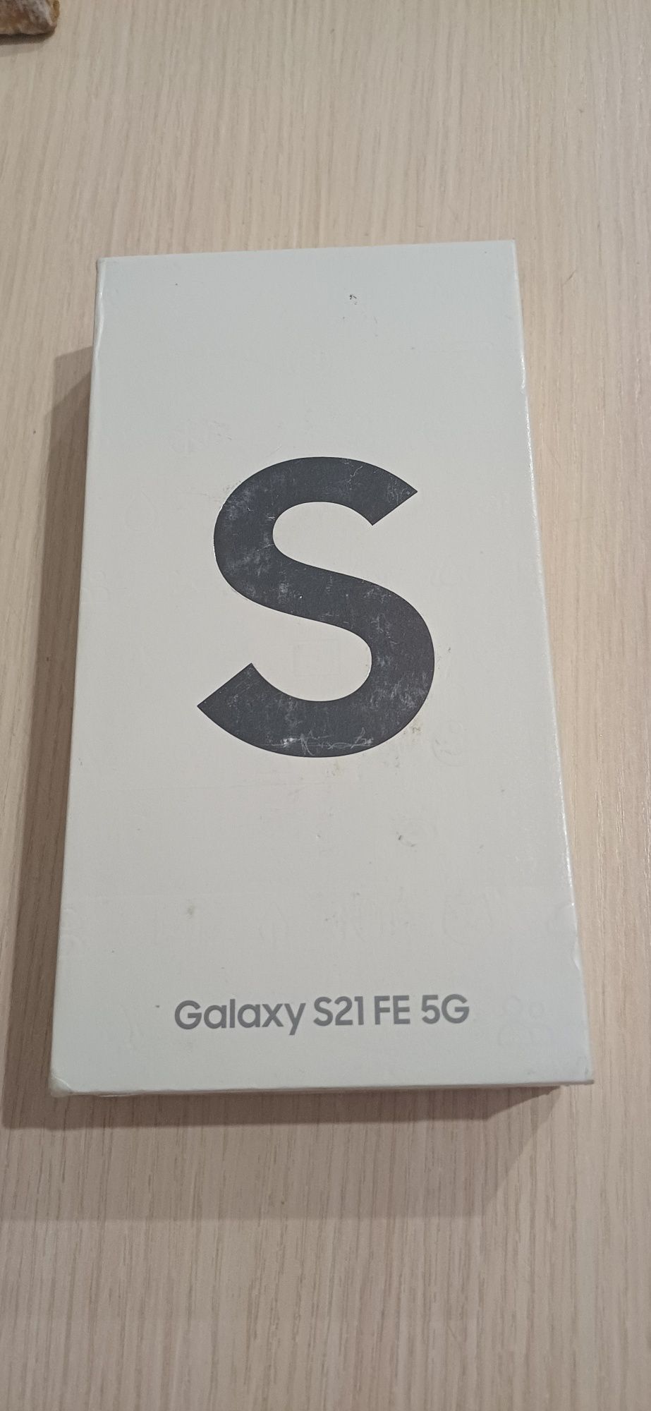 SAMSUNG S 21 FE продам.