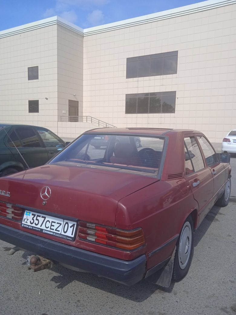 Продается Мерседес 190D дизельная