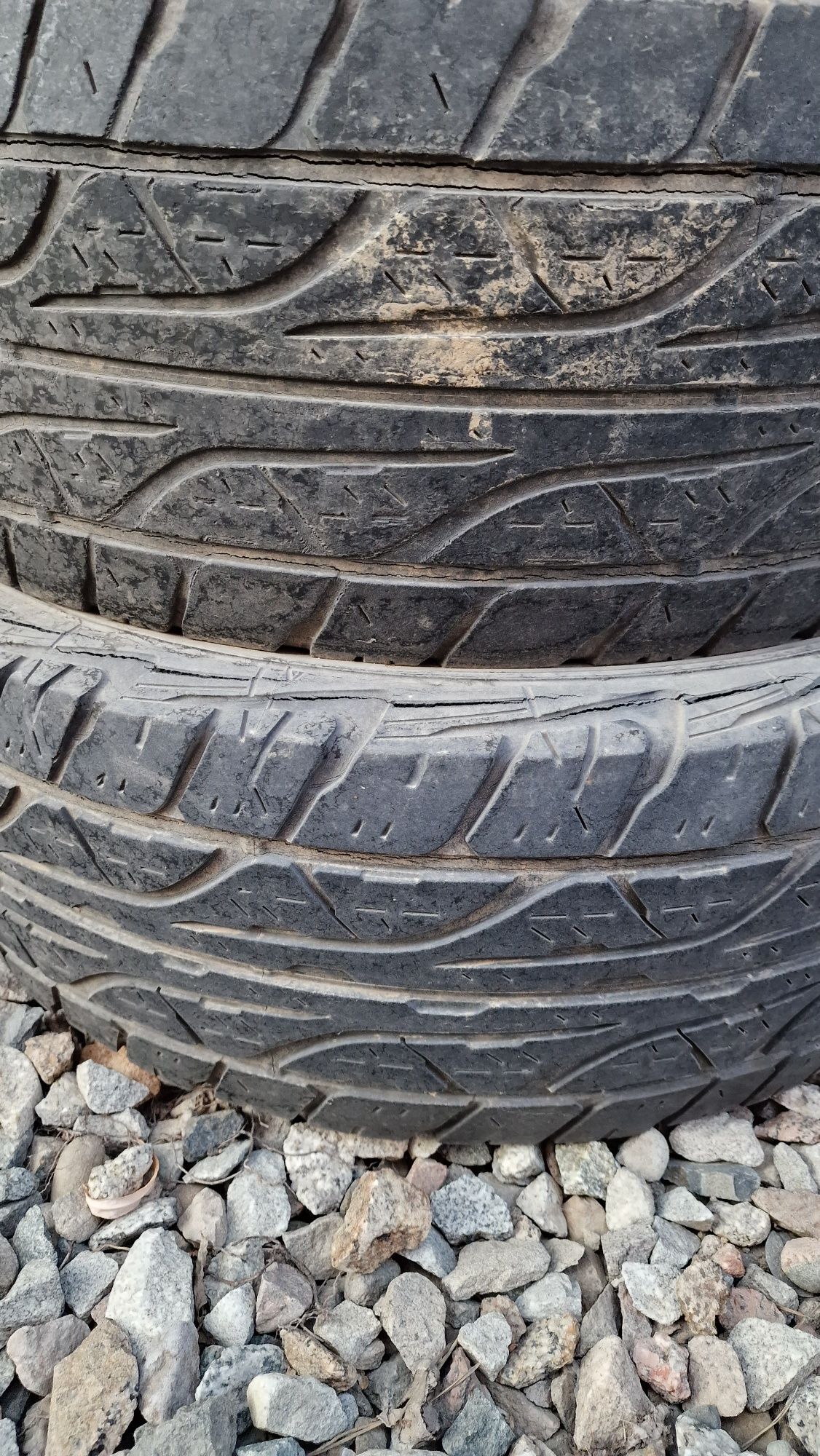 Резина Dunlop Grandtrek