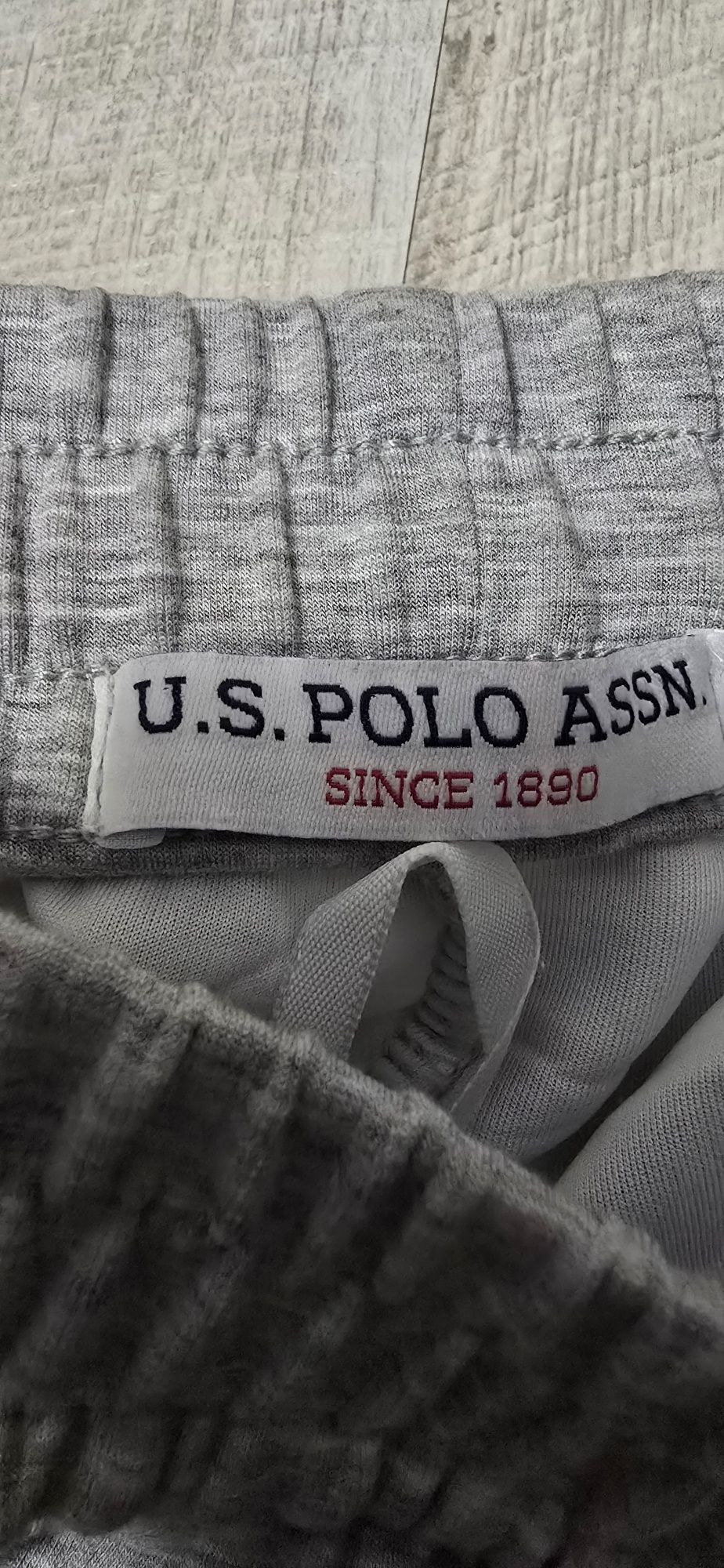 Мужская одежда Uspa оригинал по 4000. Размер L.