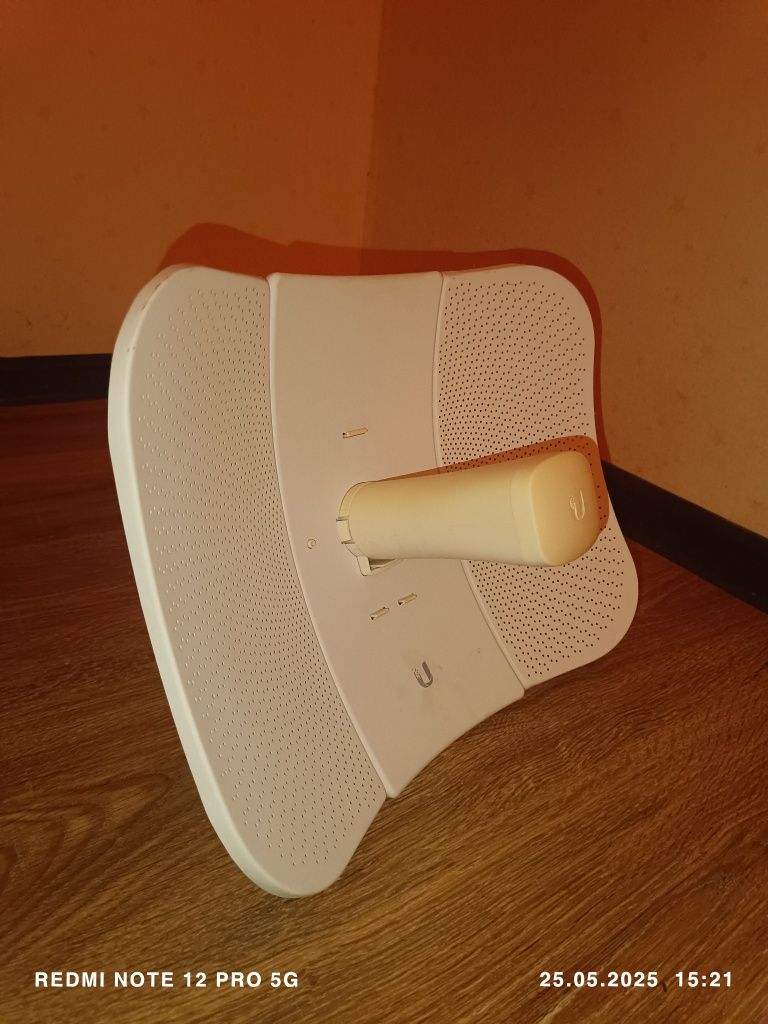 Радиомост  Ubiquiti LBE 5AC антенна для интернета