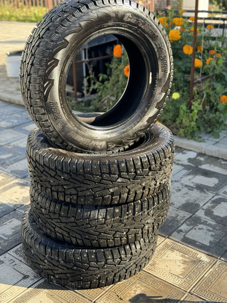 Шипованные шины 215/65 R16 Cordiant Snow Cross