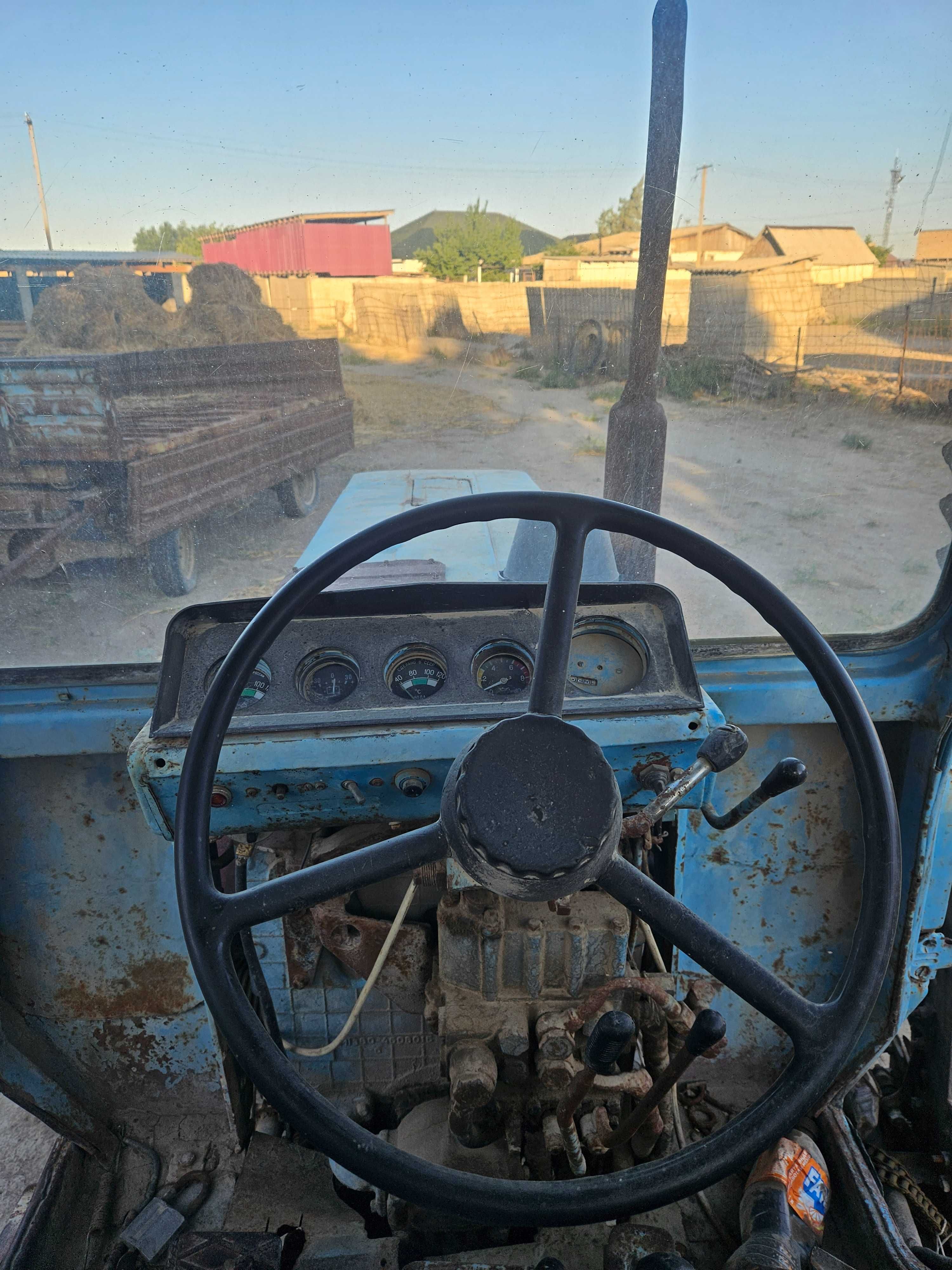МТЗ 80 трактор!!