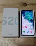 Samsung galaxy S20fe.