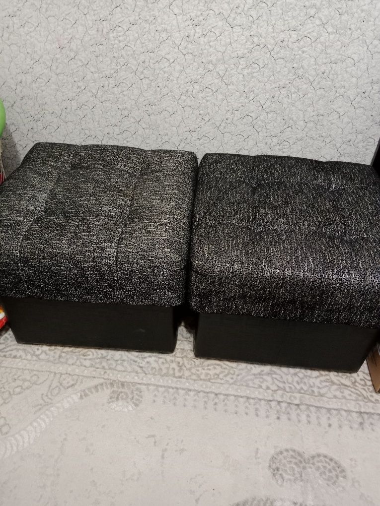 Диван и пуфики продам