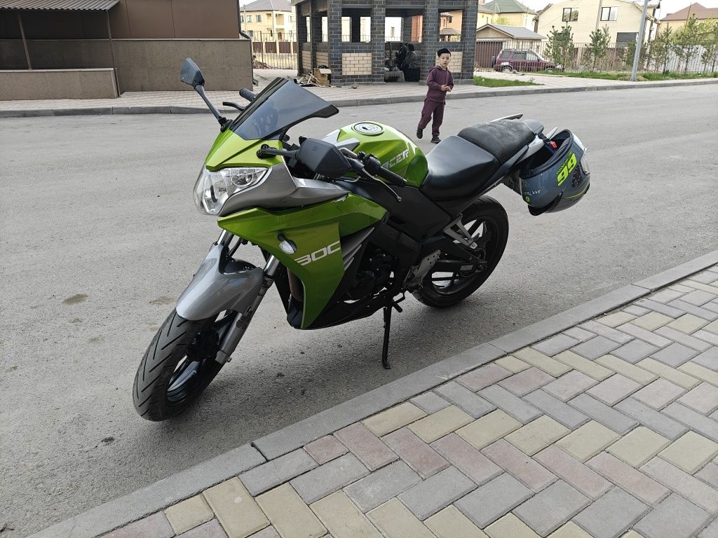 Racer skyway 300