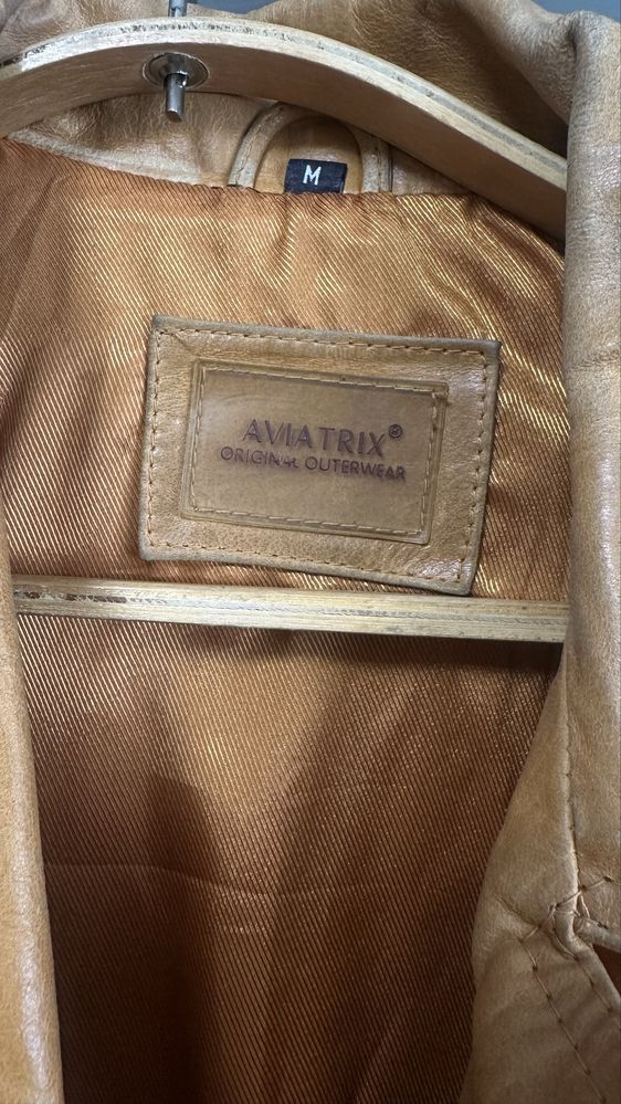 Куртка кожаная M