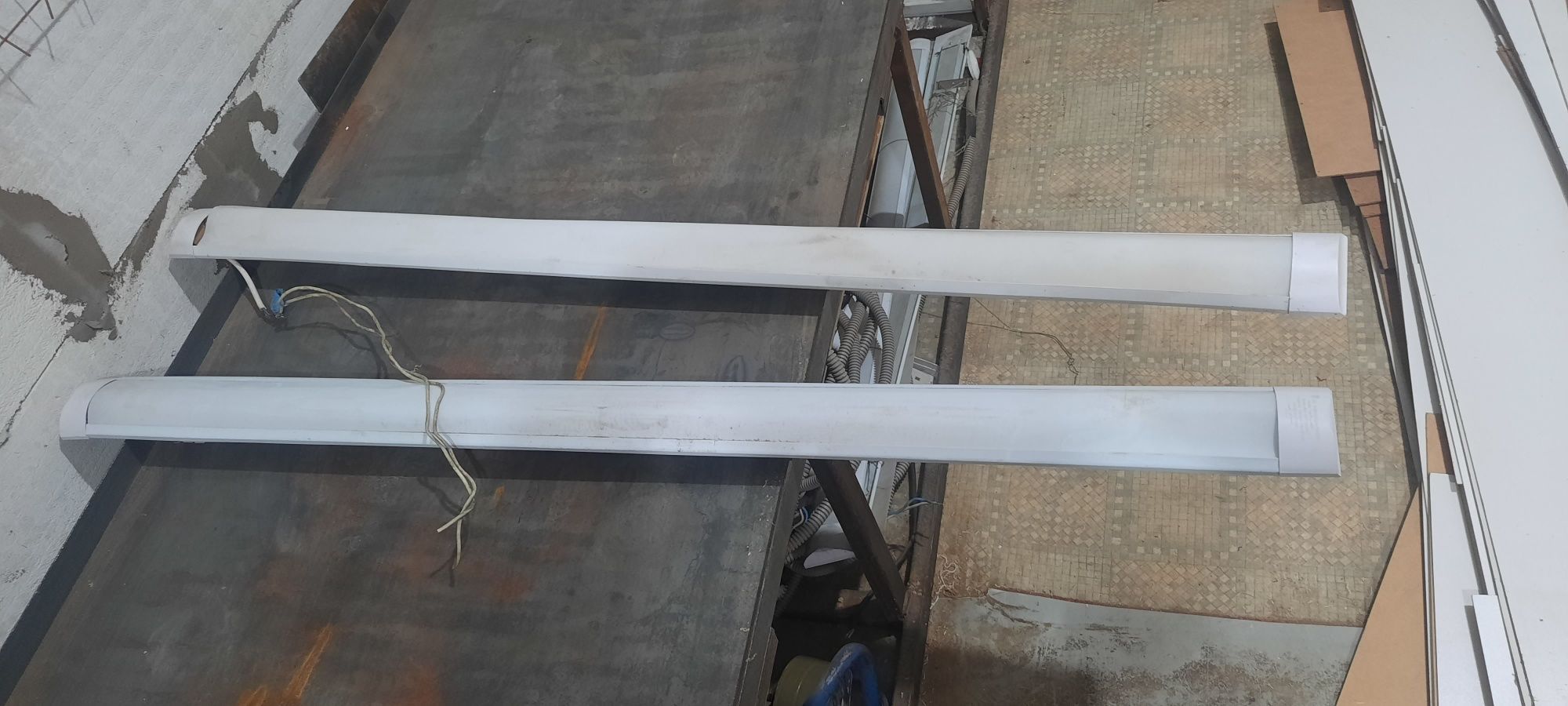 Продам кабель и 4 Led лампы