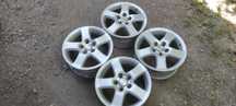 Комплект оригинальных дисков R16. Toyota Camry