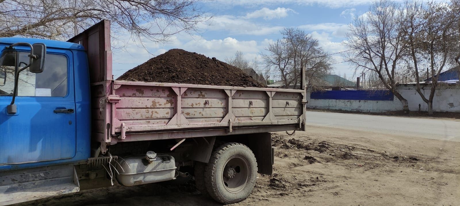 Уголь, щебень, песок реч.песок мичуринский, чернозем,шлак,