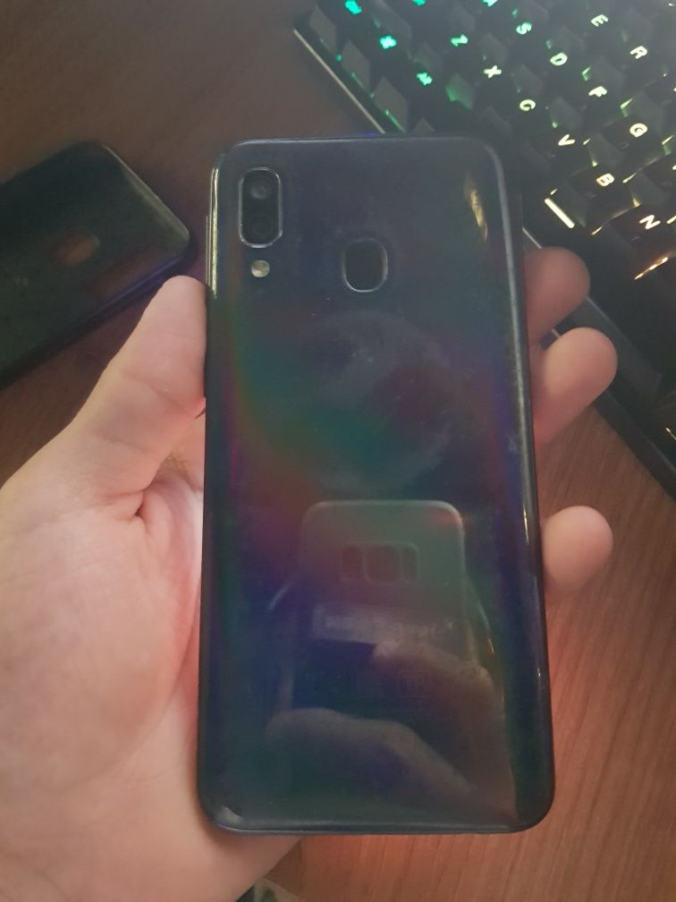 Samsung A40 16go