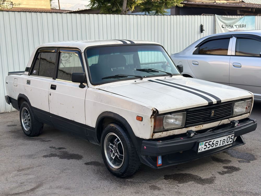 Ваз 2105  срочно цена 500к