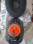 Калонка JBL хороший