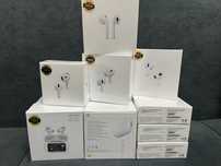 AirPods AirPods