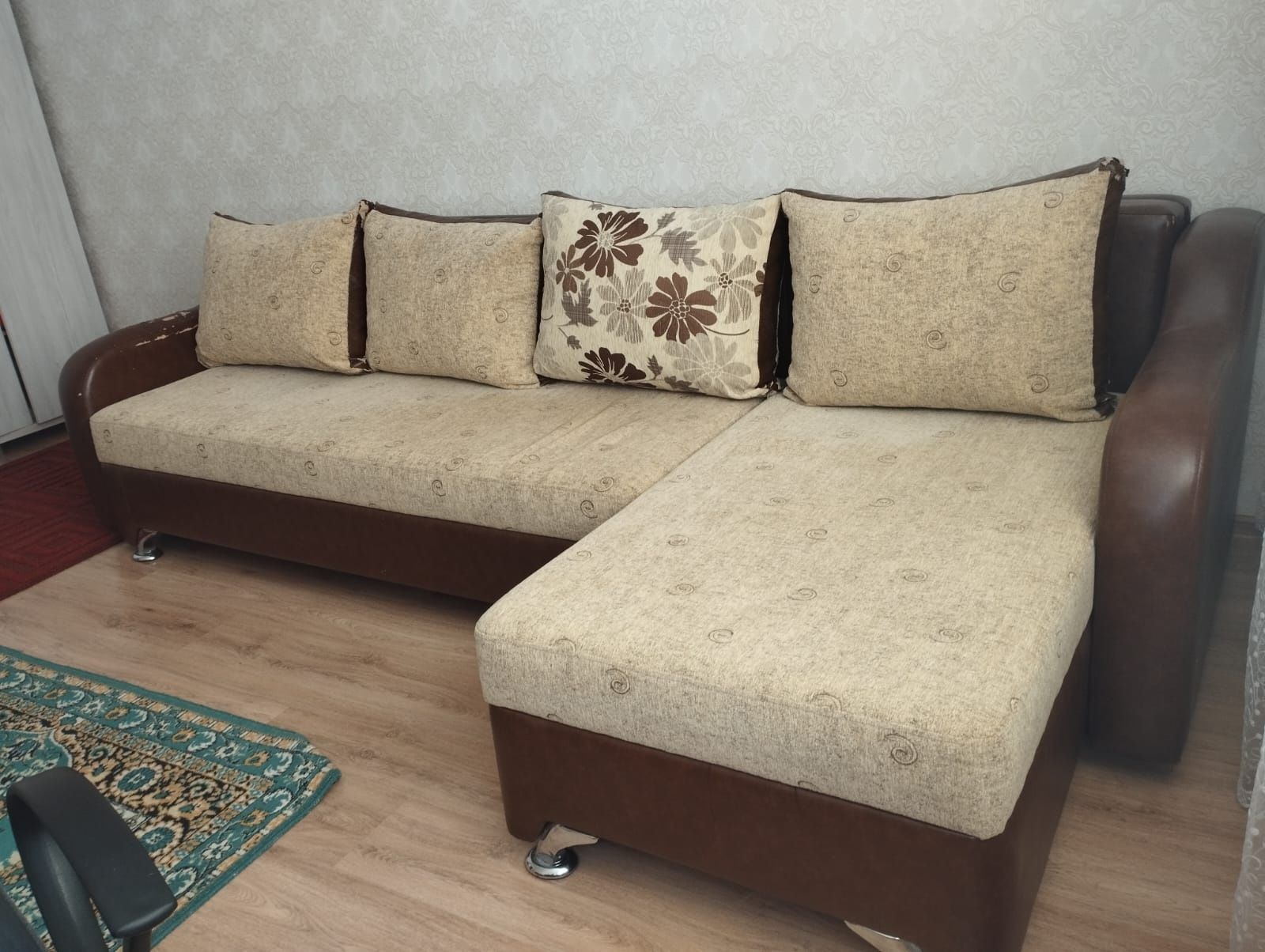 Раскладной диван