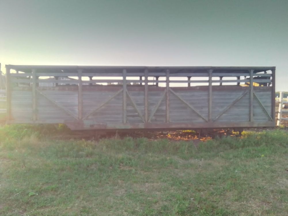 Продам скотовоз