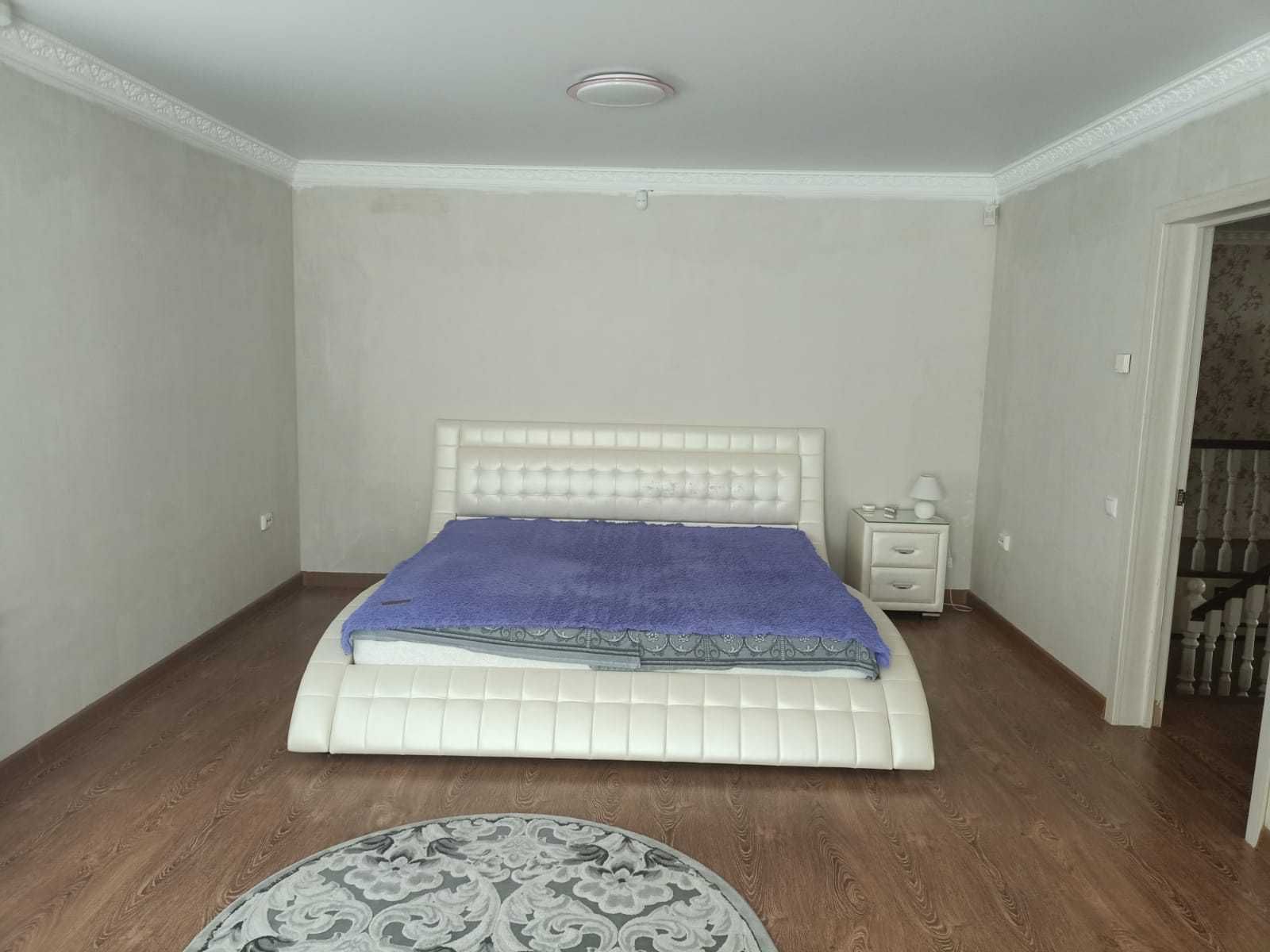 Продам коттедж в центре !