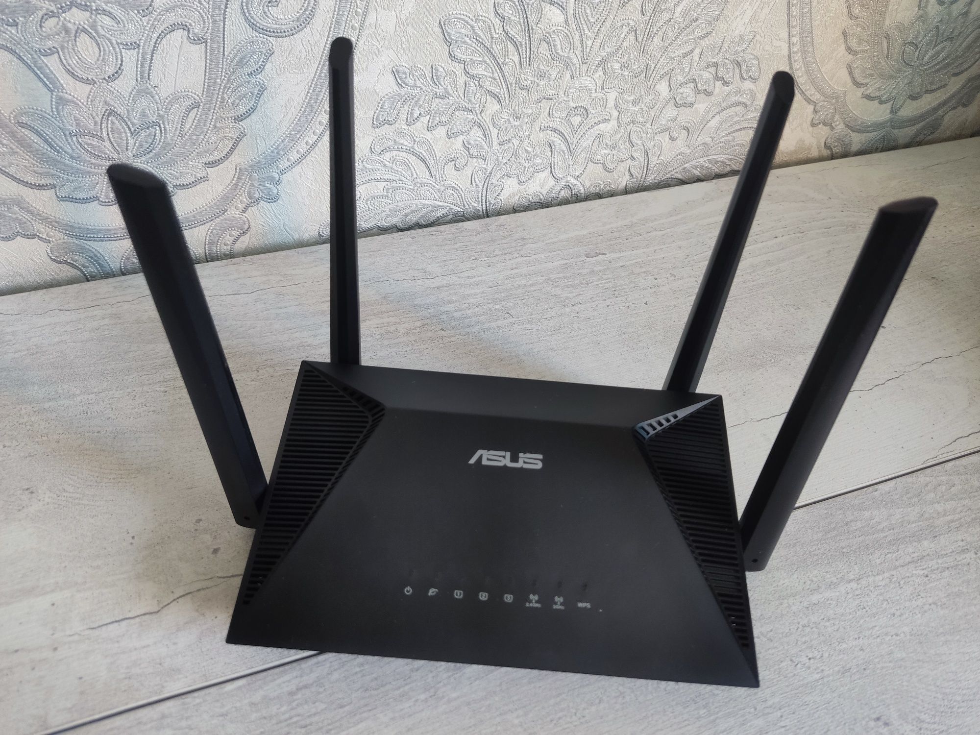 Модем Wi-fi Asus RT-AX52
