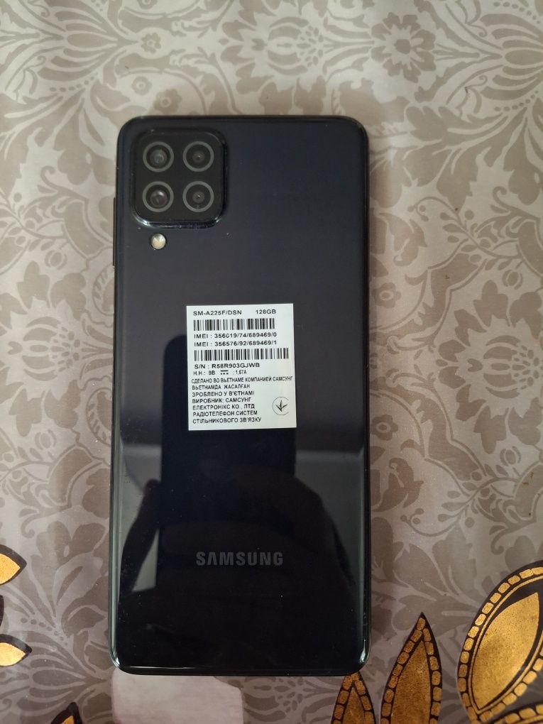 Samsung A22 4/128гб в идеальном состоянии.