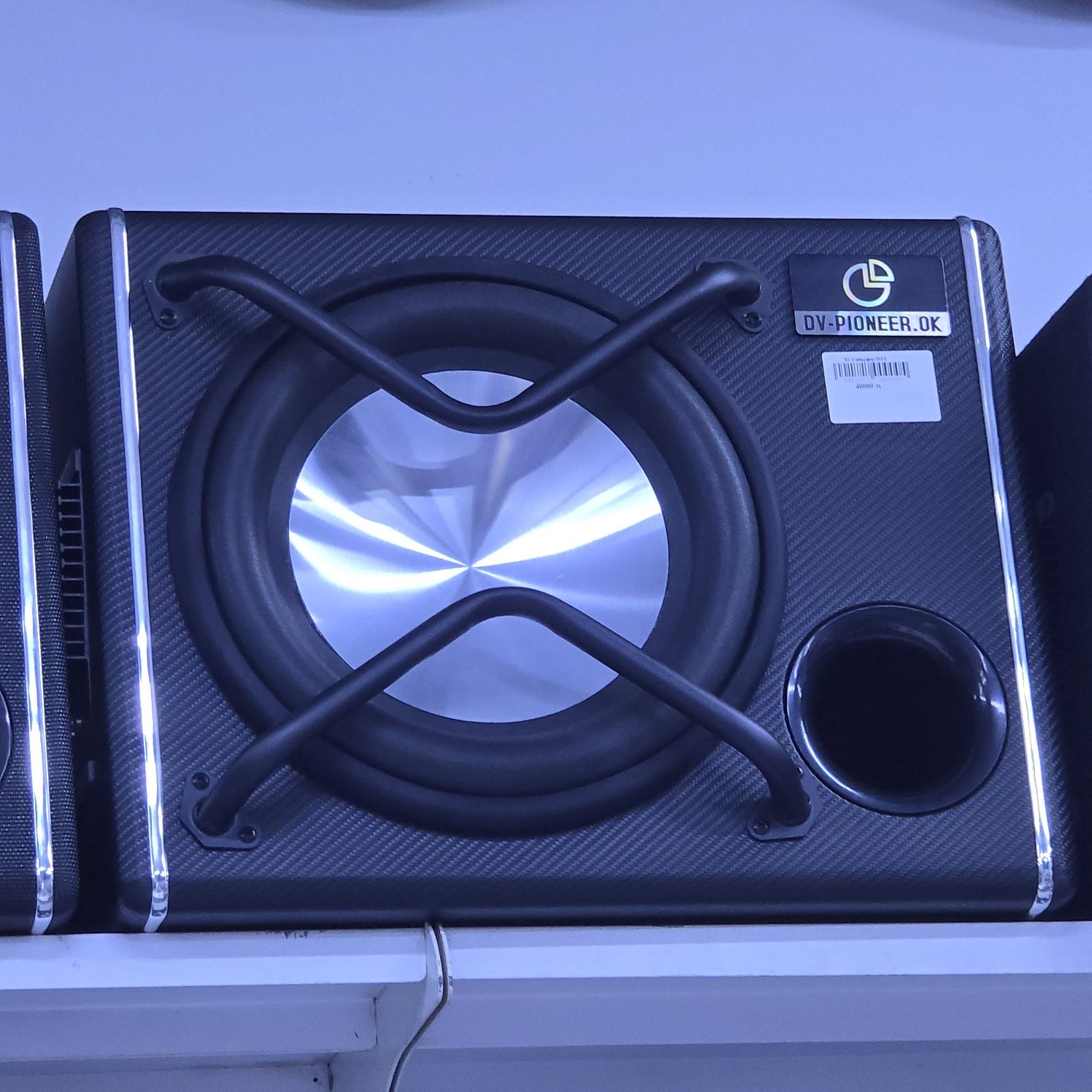 Большой буфер. Pioneer 40000тг. Сабуфер активный сабвуфер для машины