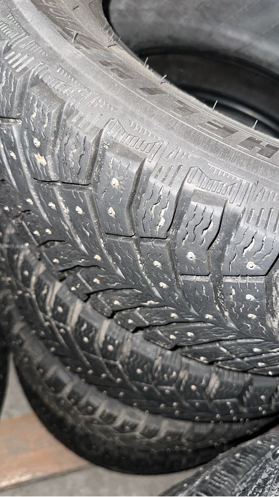 Продам зимние шины. Michelin 195/65 R15.