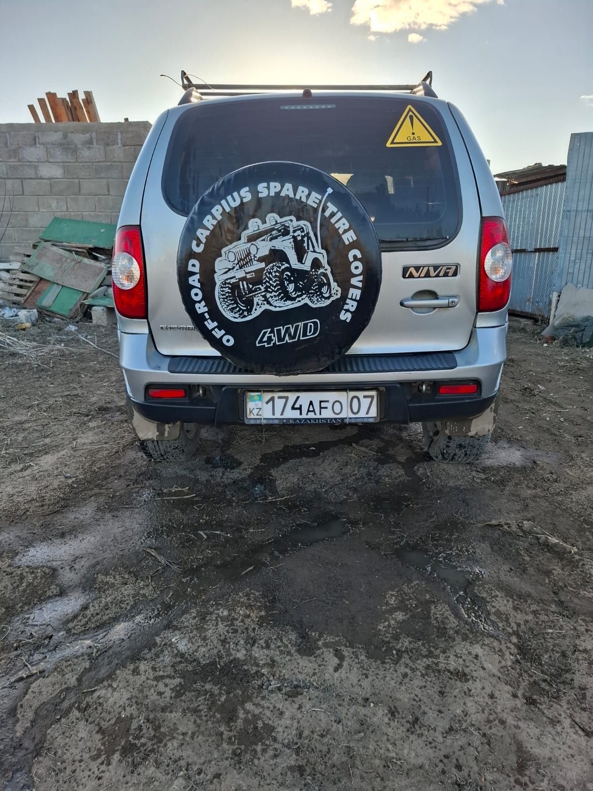 Продам ниву шивроле