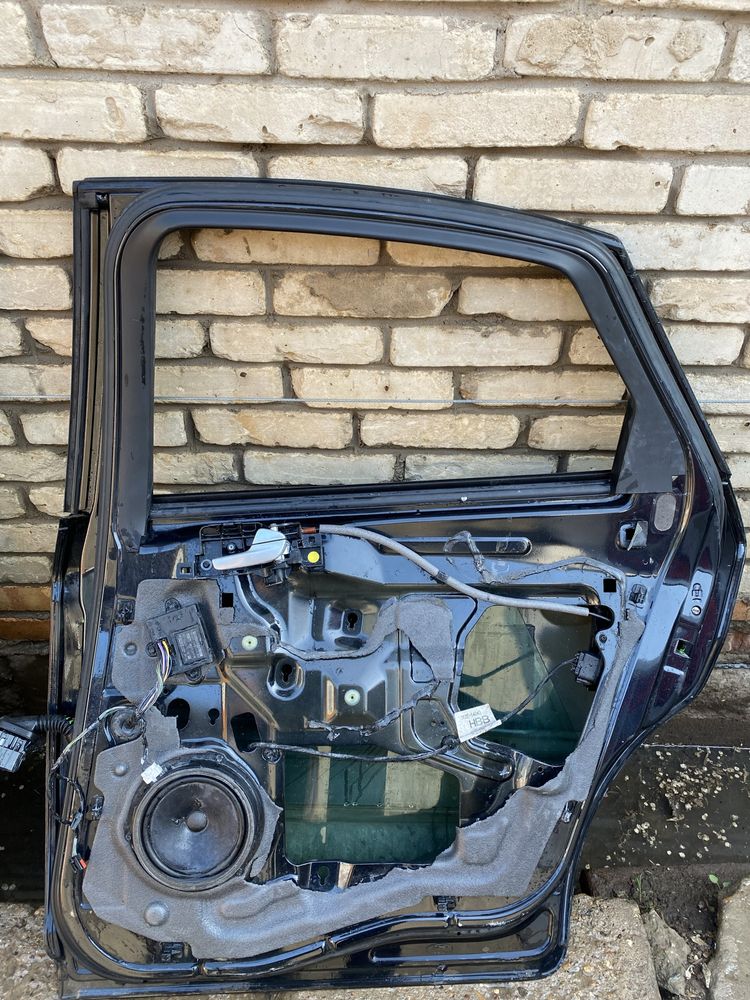 Продам 2 двери Ford Mondeo 4