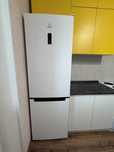 Продам холодильник Indesit
