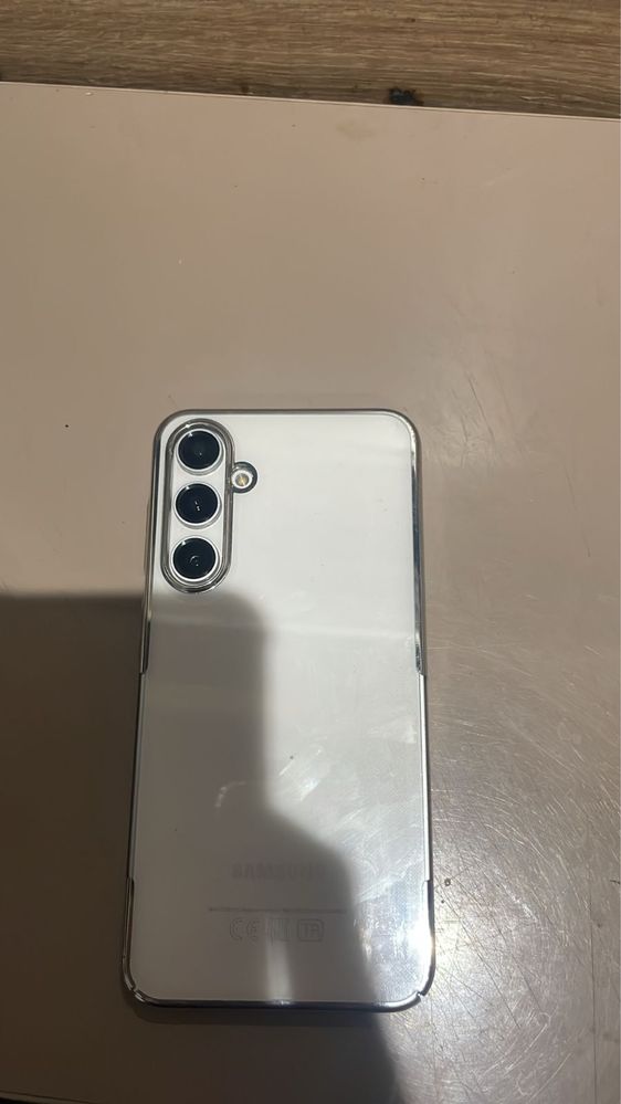 Samsung S23 FE 128гб