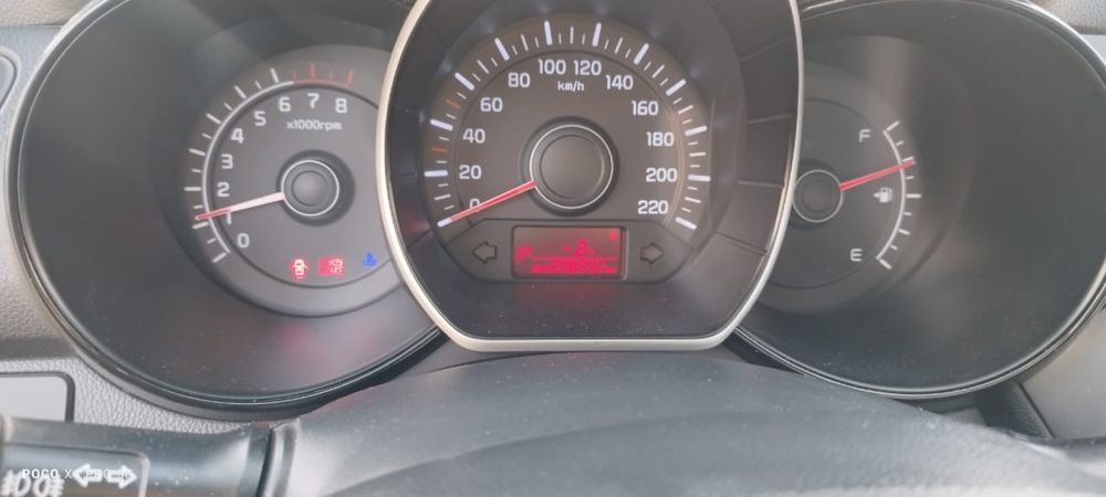 Kia rio 2013 год