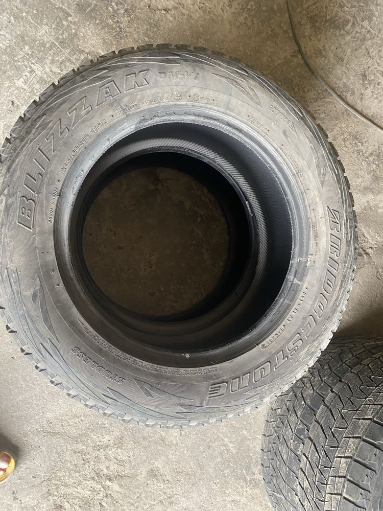 Липучка Bridgestone Blizzak 265/60/18