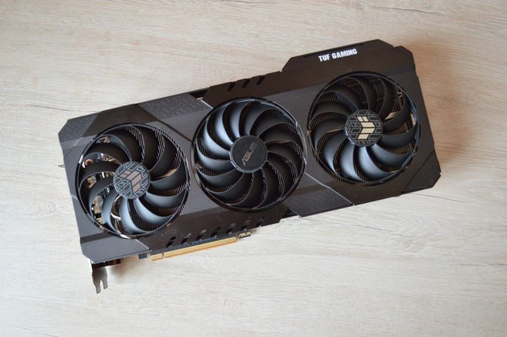 Мощная игровая видеокарта RX 6800XT Tuf Gaming