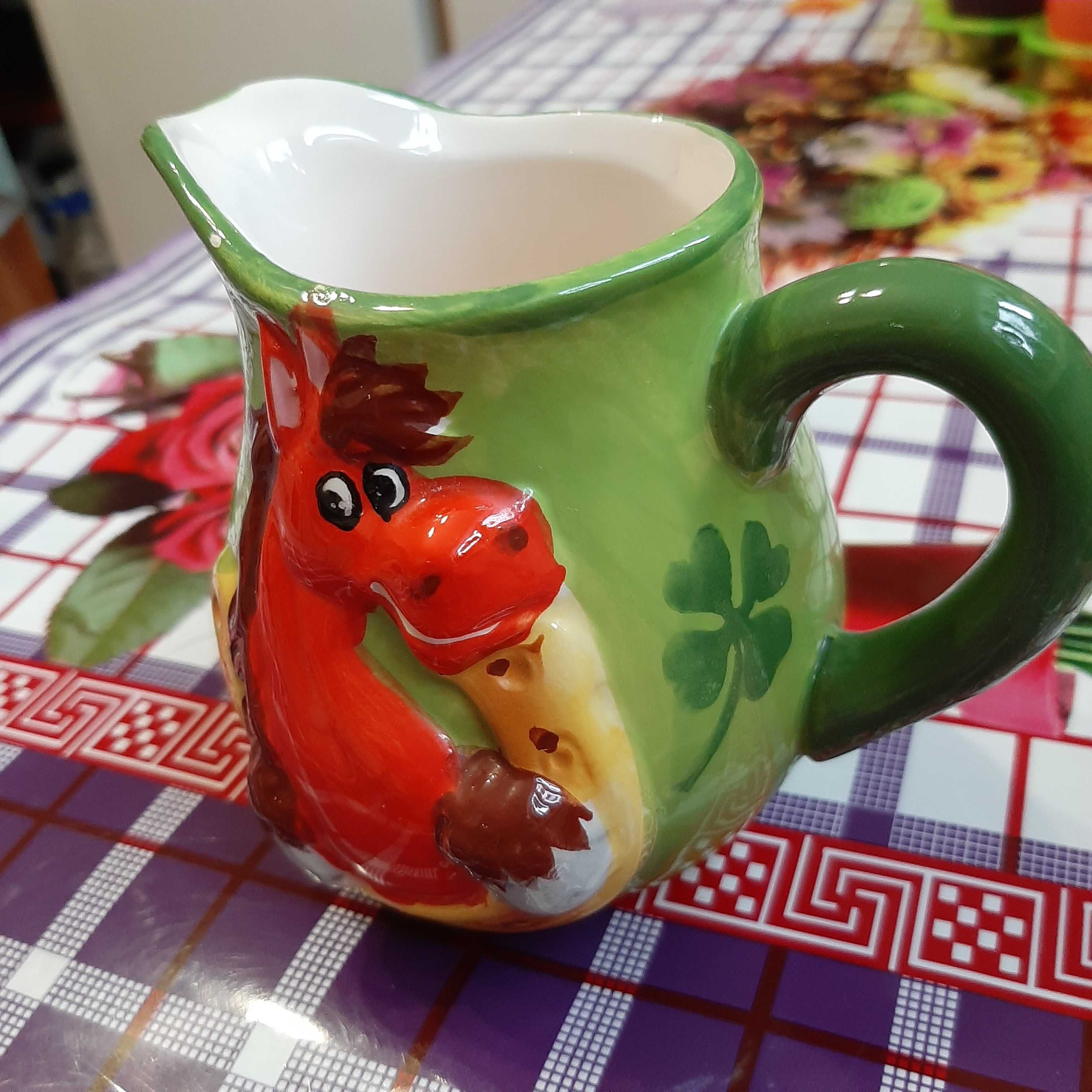 Чашка бульонная аркопал,  молочник, чашки для чая