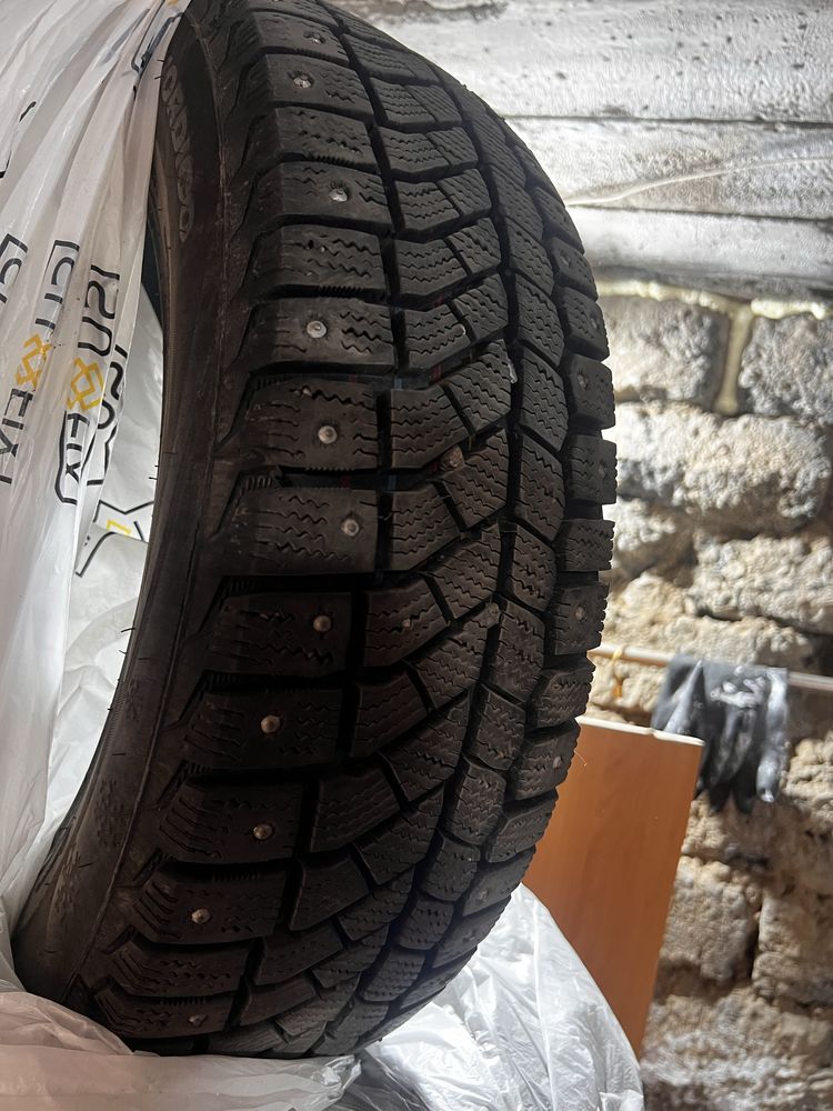 Зимняя резина  продам 185/65 r15